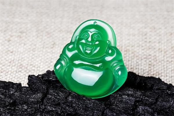 澳洲玉是什么玉 澳洲玉和翡翠的区别