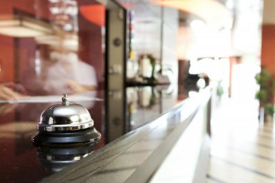 ​酒店房价下降，华住集团上半年净利同比下滑15%