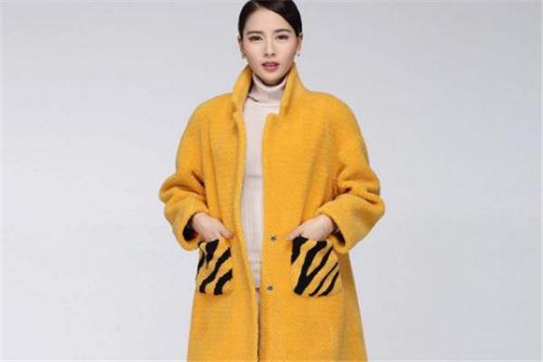 澳毛大衣含量100好吗 优点缺点都有