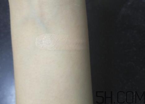 水粉霜怎么上妆？水粉霜用什么上妆