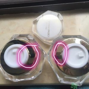 ​it's skin伊思蜗牛霜怎么辩真假 伊思蜗牛霜真假鉴别图片对比