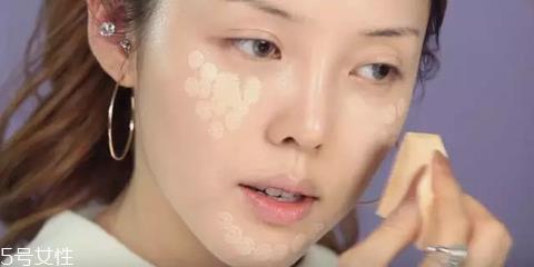怎么控油简单有效？四个方法和油腻脱妆分手
