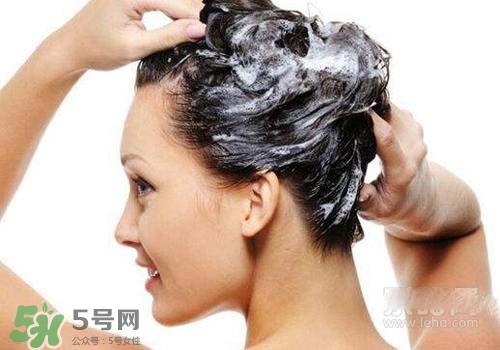 染发前可以洗头吗？染发前洗头好还是不洗头好？