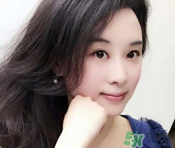 ​嘴唇脱皮是缺维生素几?嘴唇脱皮是缺什么维生素?
