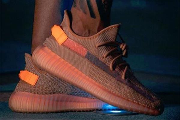 yeezy 350 clay发售时间 椰子350脏粉配色来袭