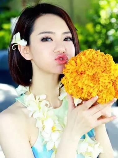 圆脸适合什么发型