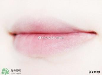 MAC口红razzle dazzler色号 MAC razzle dazzler色号试色
