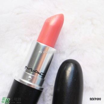 MAC口红razzle dazzler色号 MAC razzle dazzler色号试色