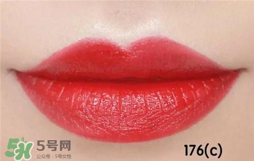 兰蔻菁纯唇膏176试色 兰蔻丝绒唇膏176试色图