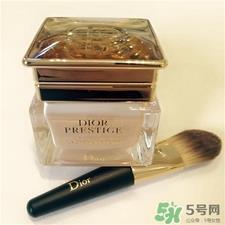 dior迪奥花蜜粉底霜色号 迪奥花蜜粉底霜试色