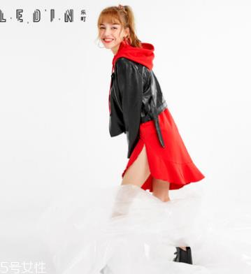 朋克风女生穿衣 朋克和冬日更搭！