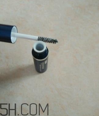 欧蒙睫毛膏和火烈鸟哪个好?欧蒙睫毛膏好用吗？