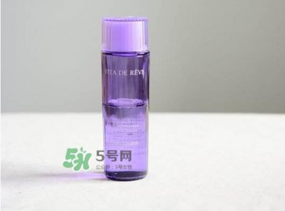 ​dermafirm德妃紫苏水变色怎么回事？德妃紫苏水什么颜色？