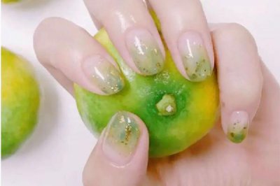 ​渐变美甲多少钱 渐变美甲和猫眼美甲哪个贵
