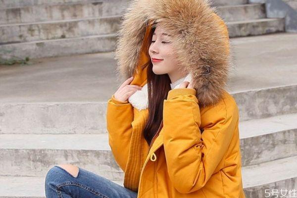 羽绒服有油渍怎么洗 羽绒服一般几天干