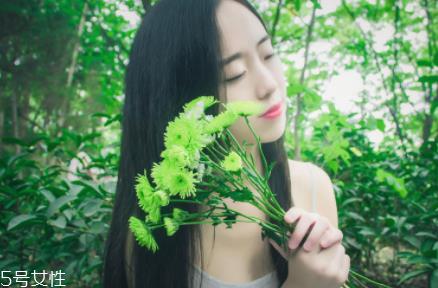 夏天有汗味能喷香水吗 最好不要这样做