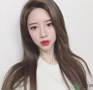 ​秋天染什么颜色好看?秋天头发染什么颜色?
