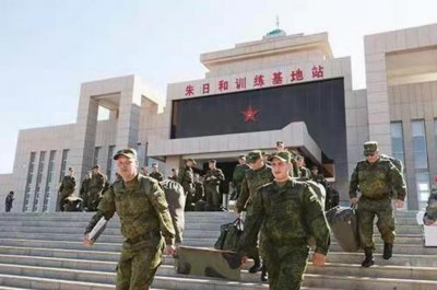 ​专业化的蓝军部队，解放军的“磨刀石”，朱日和军事演习有多牛？
