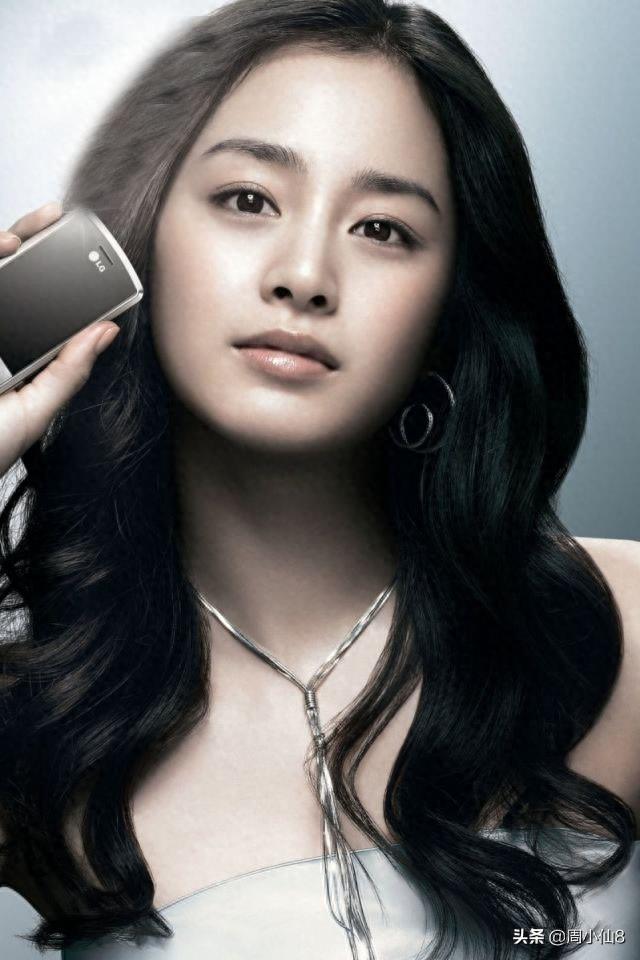 明星金泰熙，韩国娱乐圈演员，被誉为韩国“十大最美女星之一”