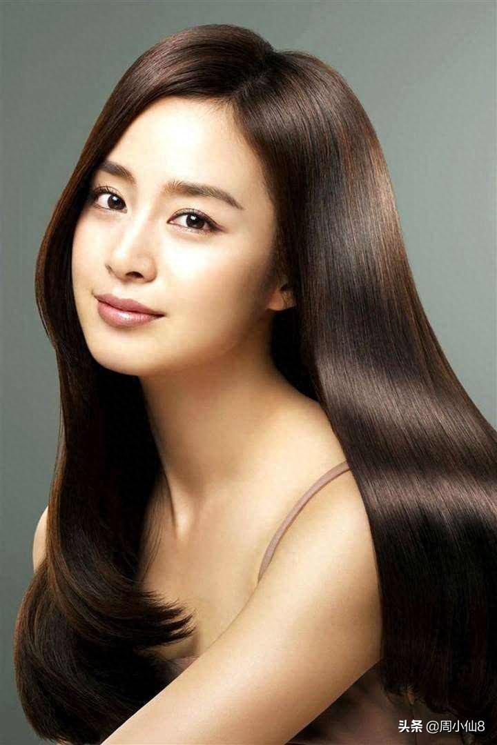 明星金泰熙，韩国娱乐圈演员，被誉为韩国“十大最美女星之一”