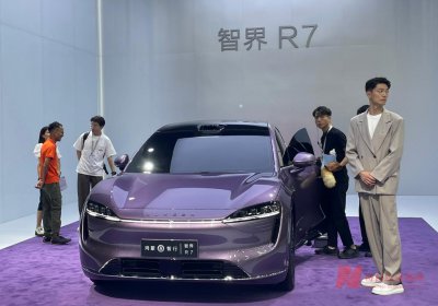 ​“挑战Model Y”！ 鸿蒙智行首款轿跑SUV上市在即，余承东称“智界的爆发力还
