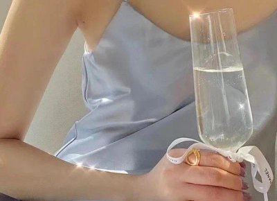 ​情侣公开的简短句子古风精选90句