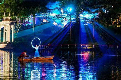 ​2.0版本焕新出发！云台花园开启国庆“夜游嘉年华”