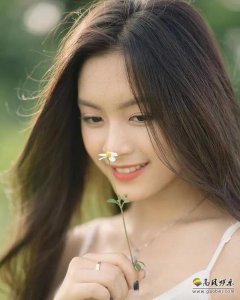 ​清纯漂亮的越南妹子