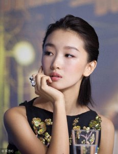 ​姐妹情深！马思纯力挺周冬雨：我永远都是你的七月，网友却不买账