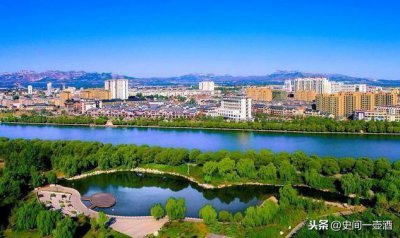 ​山东一县，是传统小戏之乡，境内有东泰山，全羊席传承200多年