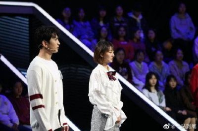 ​音乐才子李政军是曾经打败名人堂的单场冠军，也是英雄联盟的新生力量
