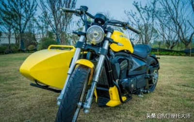 ​边三轮配单摇臂？罕见“地平线”摩托亮相：出自大地鹰王，3万多