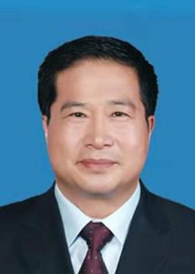 ​李国胜同志简历