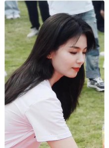 ​刘涛和小十几岁的刘宇宁拍吻戏，网友直言放过宁哥吧