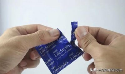 ​避孕套怎么用（避孕套的使用方法及注意事项）