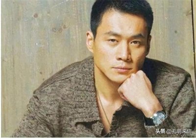 ​武松丁海峰：娶大他2岁的初恋，妻子患病后放弃事业守在她身边
