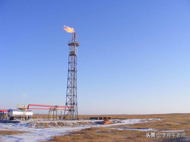 上海石化爆炸5.29（上海爆炸石化厂已燃烧几十小时）(10)