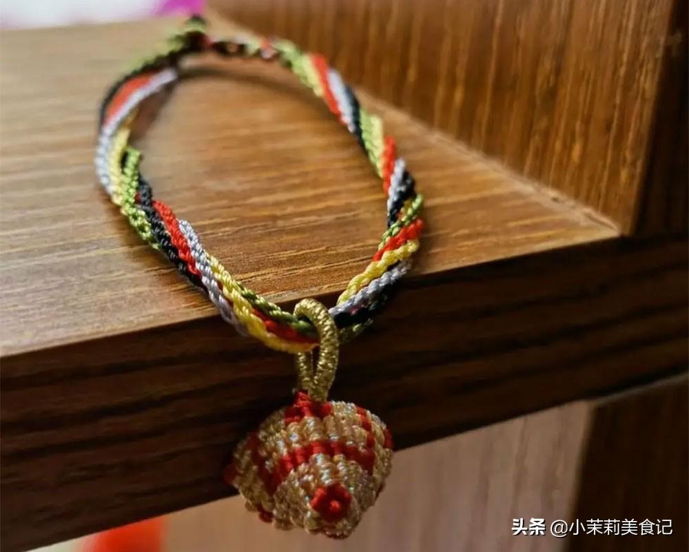 五彩绳是哪五种颜色（端午节带五彩绳的禁忌）(图4)