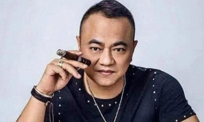 ​曾是石家庄街头的混混，如今是本山传媒的副总裁。在北京被打趴下