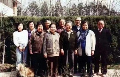 ​李克农：地下世界王者，铸就将门传奇的灵魂人物