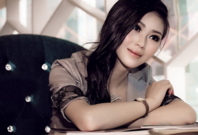 ​游戏英文名字（好记的女生英文名）