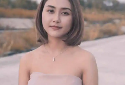 ​描写钢琴的优美句子 形容钢琴曲好听的句子